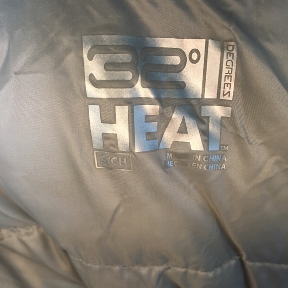 NWOT Puffer Jacket 32 Degrees Size S - Picture 3 of 3